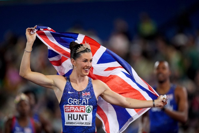 Amy Hunt surpasses expectations after claiming fourth European Championship gold