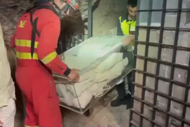 Spain rescues bones of 11th-century kings from monastery threatened by wildfire