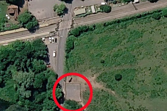 Pippa Middleton and husband told to dig up ‘unsightly’ car park after resident complaints
