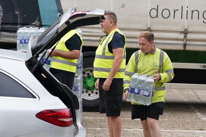 Water reserves ‘critically low’ as thousands of Kent residents hit by outage
