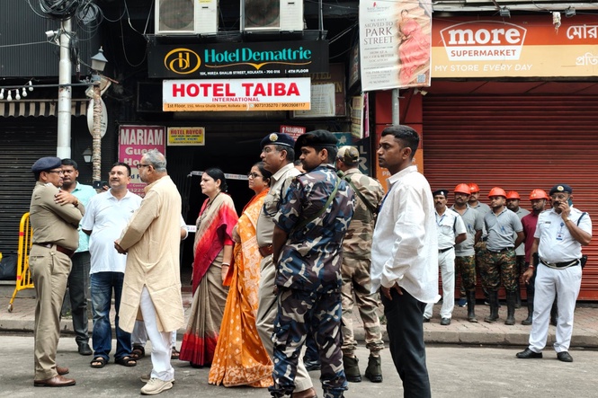 Hotel blaze in India's West Bengal kills 9 and injures 6