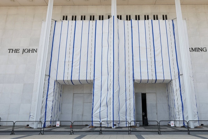 Why is Kennedy Center entrance still covered after Trump’s name was removed?