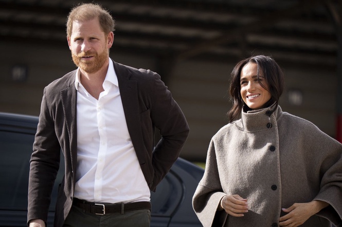 Third of Britons say Harry and Meghan should not move back to UK