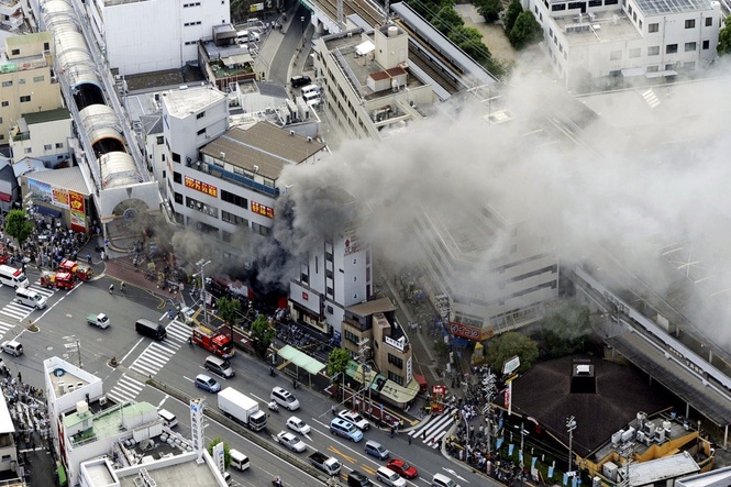 Japan executes a man convicted of setting fire that killed 5 at a pachinko parlor in Osaka