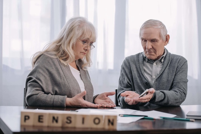 Pension warning issued as Brits urged to start retirement planning sooner