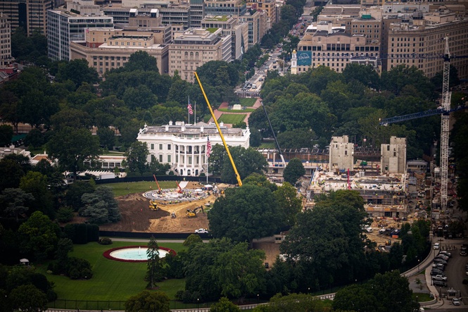 Supreme Court temporarily allows Trump’s ballroom construction to continue
