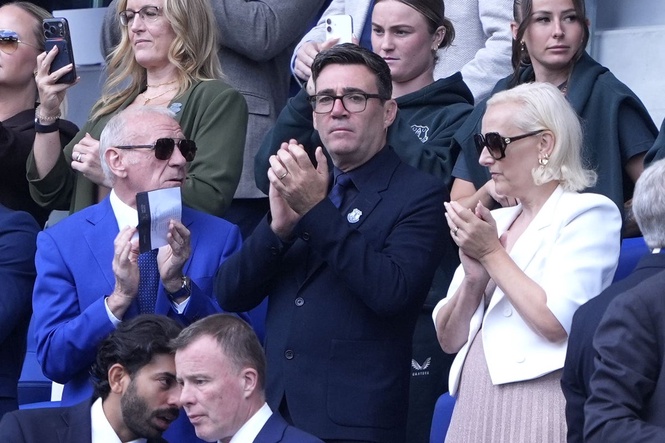 Andy Burnham received Everton directors’ lounge tickets for Premier League game worth £677