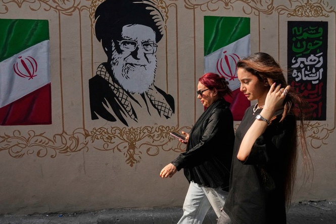 Iran warns of a harsh response to anticipated US sanctions and other Middle East news