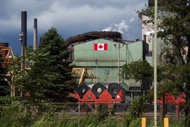 Canada prepares to hit US with retaliatory tariffs after Trump threat