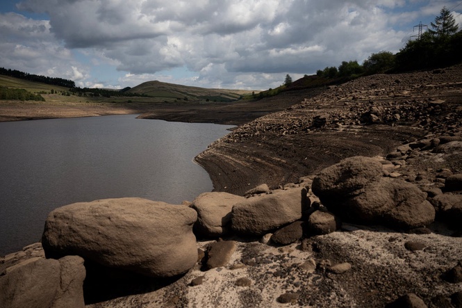 Met Office issues warning as up to 30mm of rain in one hour forecast