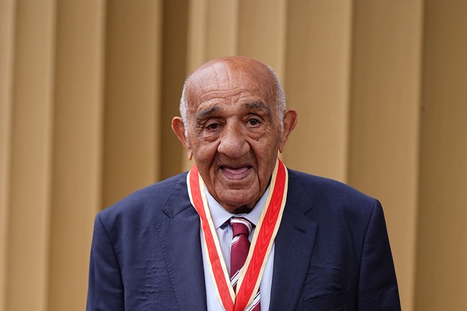 A giant of a man in every way – Rugby league great Sir Billy Boston dies aged 92
