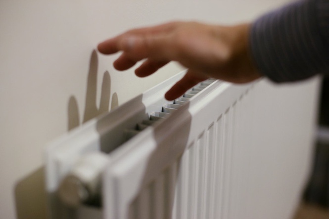 Households brace for winter energy squeeze as Ofgem to reveal October price cap