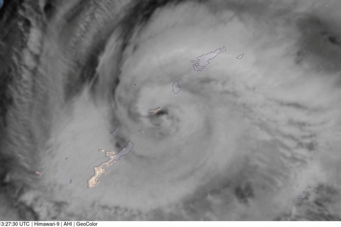 Powerful Typhoon Saudel hammers into islands in Japan