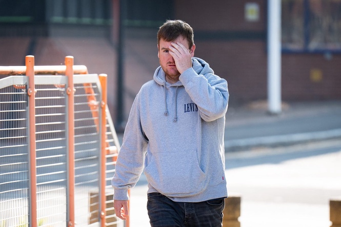 Drunk stag do passenger fined thousands for abusing crew on Las Vegas flight