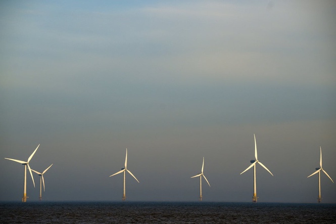 $900M paid out by Trump to end wind farm project is going to firm run by a Mar-a-Lago neighbor: report