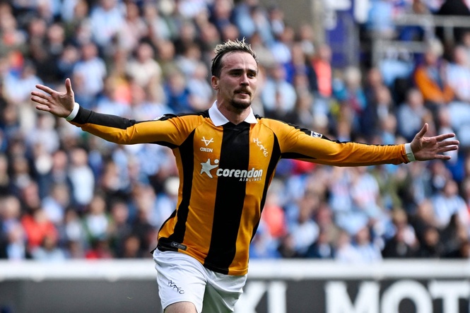 Hull’s dream start to Premier League life continues with win at Coventry