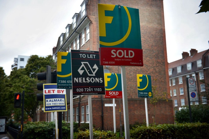 Average UK house price edged up by 0.2% in August, says Nationwide