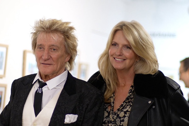 Penny Lancaster issues Rod Stewart health update after cancelling tour
