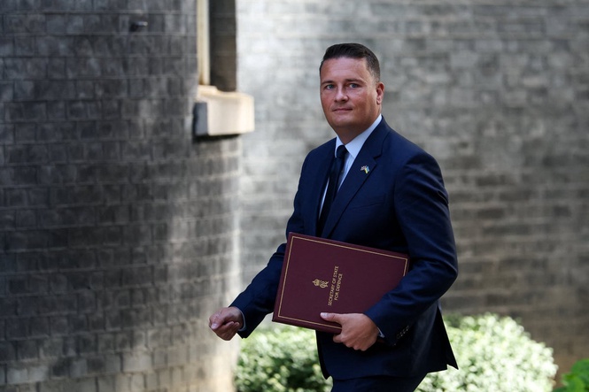 UK hits back at Argentina as Streeting says Falklands commitment ‘unshakeable’