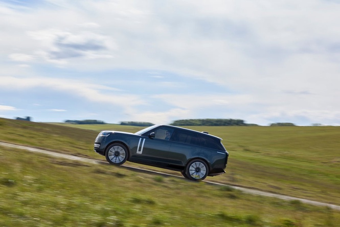 Car giant Range Rover launches first electric model