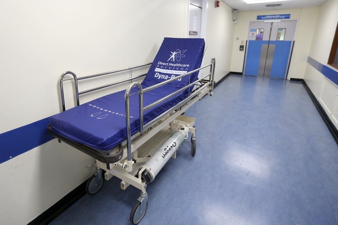 Nurses giving end-of-life care in corridors amid staffing issues, poll finds