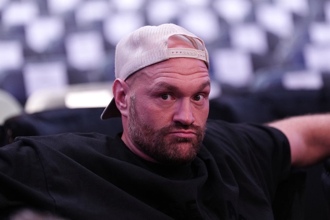 Tyson Fury announces decision amid deadlock in Anthony Joshua negotiations