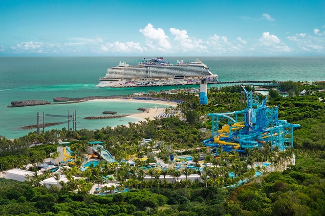 First look as Norwegian Cruise Line opens new giant waterpark
