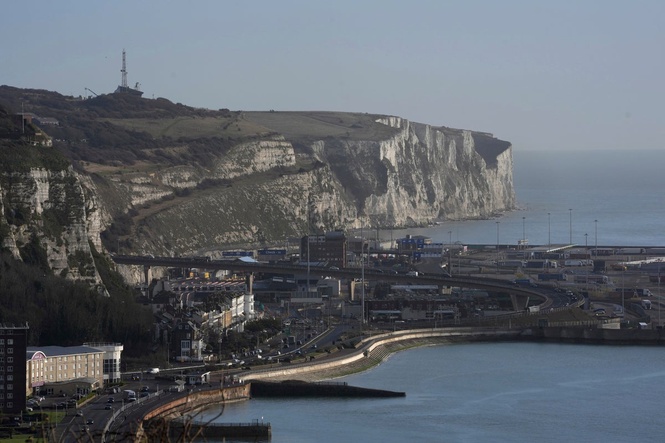 Masked men block traffic to UK's port of Dover in apparent anti-immigrant protest