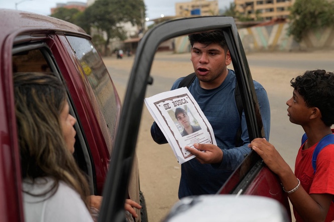Months after Venezuela earthquakes, a family refuses to give up search for their missing relative
