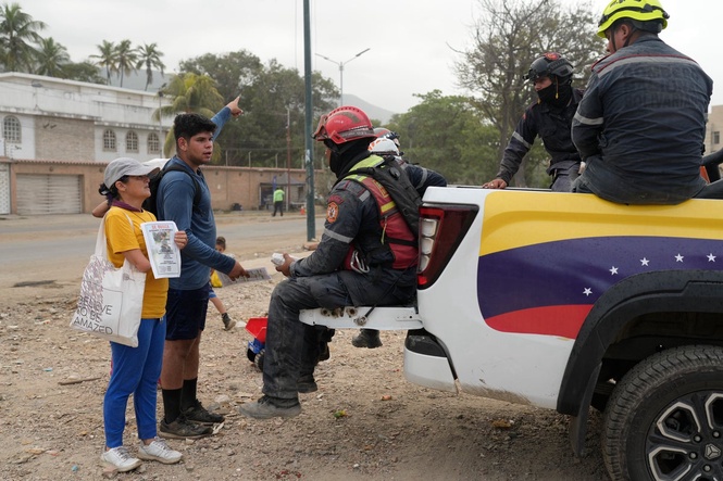 Teen among 1,500 still missing weeks on from Venezuela earthquakes