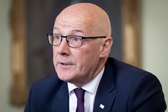 Swinney can’t give ‘specific figure’ on NHS job losses under planned reforms