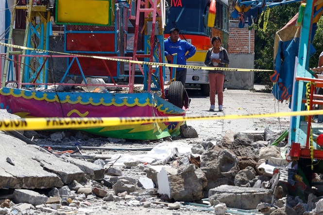 Explosion of fireworks in central Mexico kills at least 10 dead, injures 64 people