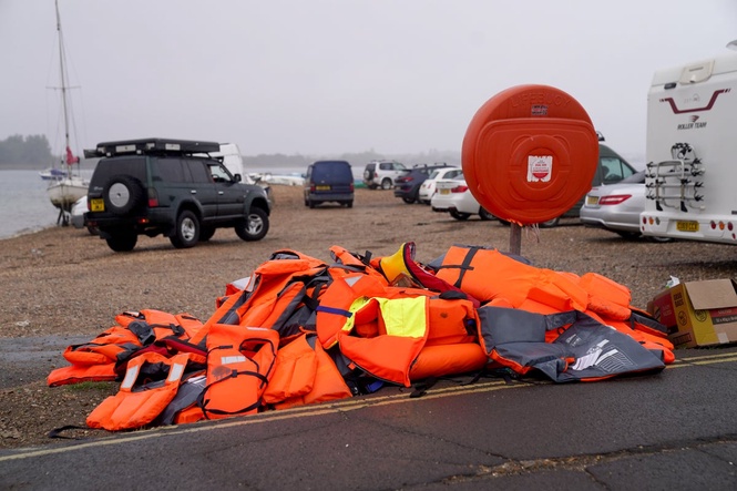 What sparked the far-right protest in Portsmouth – and how was this small boat crossing different?