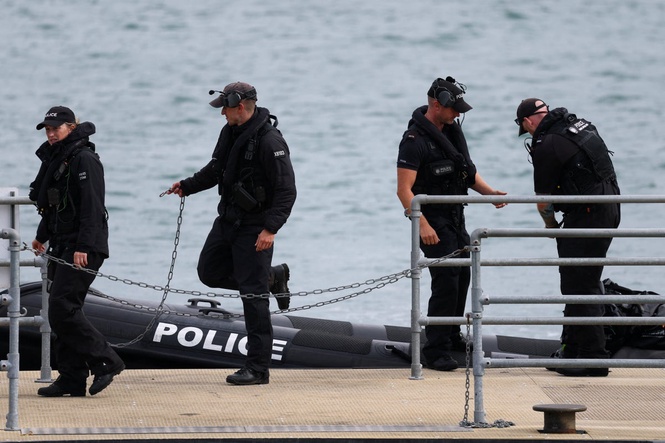 England’s south coast ‘not prepared’ for migrant arrivals, says police commissioner
