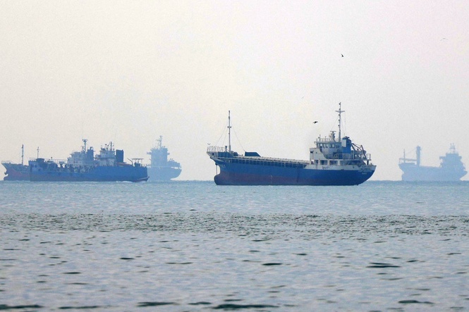 Goldman Sachs warns oil could surge to $120 a barrel if attacks on Hormuz continue
