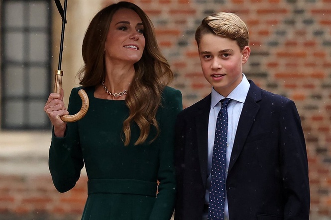 Prince George arrives for first day at Eton College alongside parents