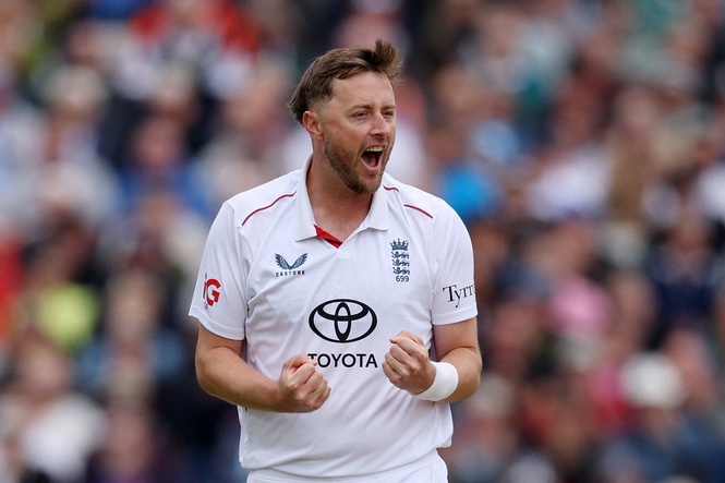 Ollie Robinson reaches major milestone in England’s final Test against Pakistan