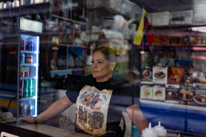 Venezuelans in the US still navigate the aftermath of deadly earthquakes, grieving and helping