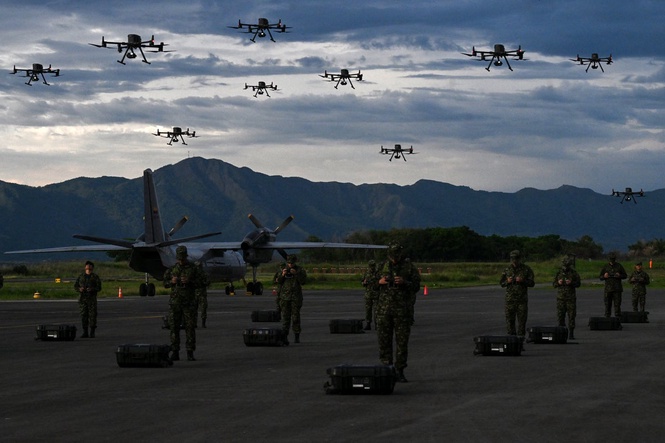 Colombia’s cocaine-funded militias turn to drones as far-right president launches all-out war