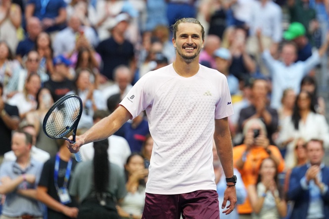 Alexander Zverev reaches second US Open final after beating Karen Khachanov