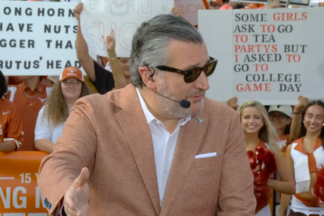 Ted Cruz brutally booed on ESPN before Texas college football game: ‘You suck!’