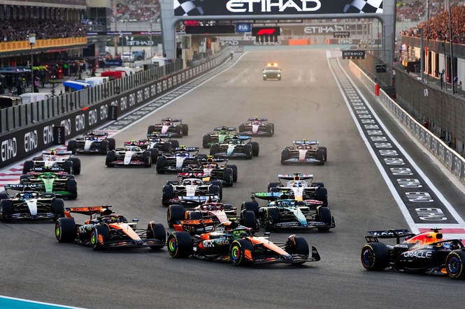 Formula One ready to make late call over whether season can end in Middle East