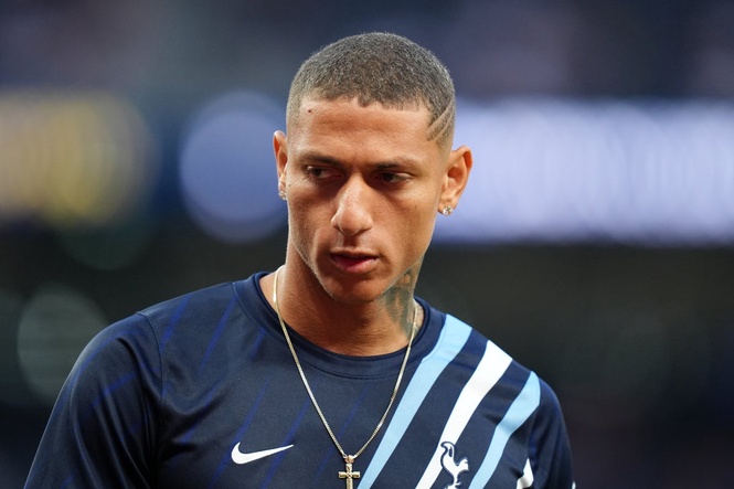 Roberto De Zerbi issues update on Richarlison’s Tottenham future amid contract saga