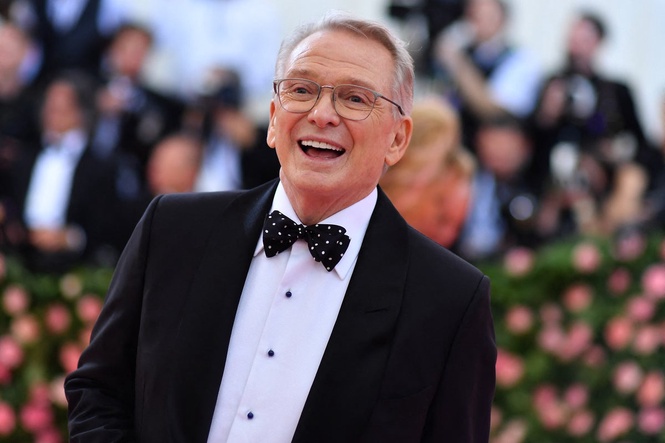 Renowned celebrity fashion designer Bob Mackie dies at 87