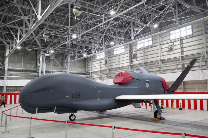 Japan air force starts recovery of crashed Global Hawk drone