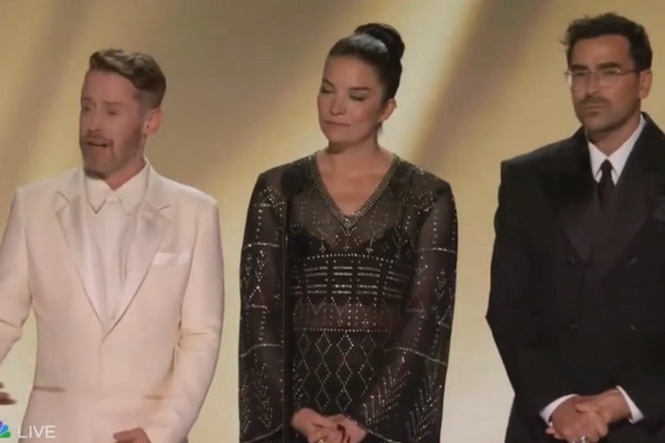Macaulay Culkin fights back tears as Catherine O’Hara’s on-screen children reunite in Emmys tribute