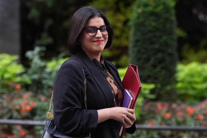 Home Office breached human rights of couple kept apart in immigration detention, judge rules