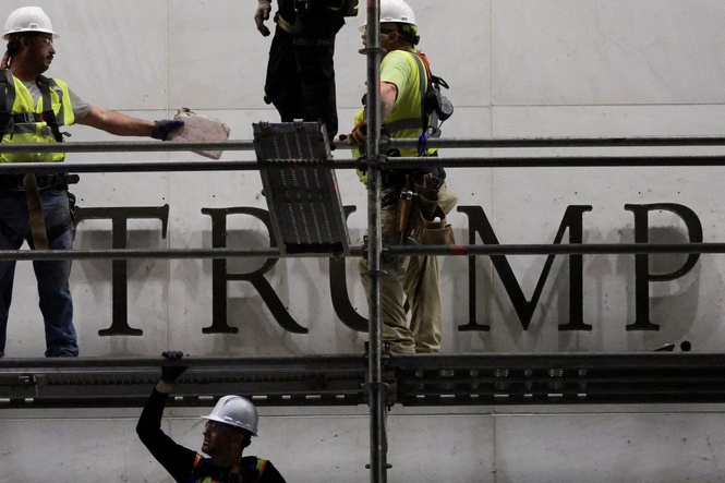 Trump blasts Kennedy Center for being in ‘virtual state of collapse’