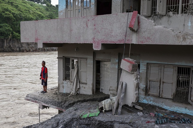 Nepal floods an ‘unprecedented’ climate disaster beyond scope of warning systems, scientists say