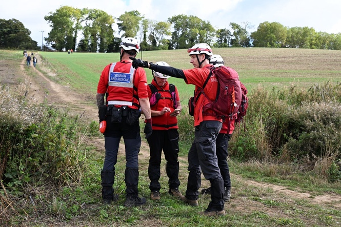 Hundreds of volunteers join search to find missing three-year-old Noah
